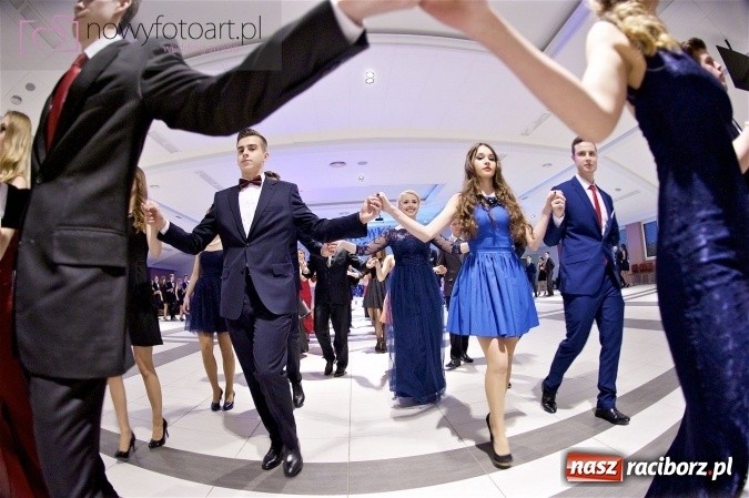 Zdjęcie w galerii na portalu naszraciborz.pl: Szalona studniówka II LO im. Adama Mickiewicza - fotoreportaż z całej imprezy wiadomości z regionu