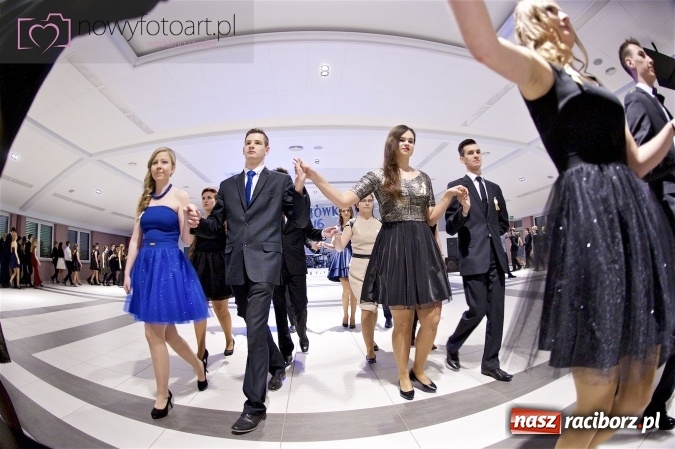 Zdjęcie w galerii na portalu naszraciborz.pl: Szalona studniówka II LO im. Adama Mickiewicza - fotoreportaż z całej imprezy wiadomości z regionu