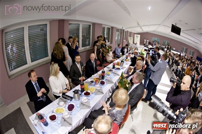 Zdjęcie w galerii na portalu naszraciborz.pl: Szalona studniówka II LO im. Adama Mickiewicza - fotoreportaż z całej imprezy wiadomości z regionu