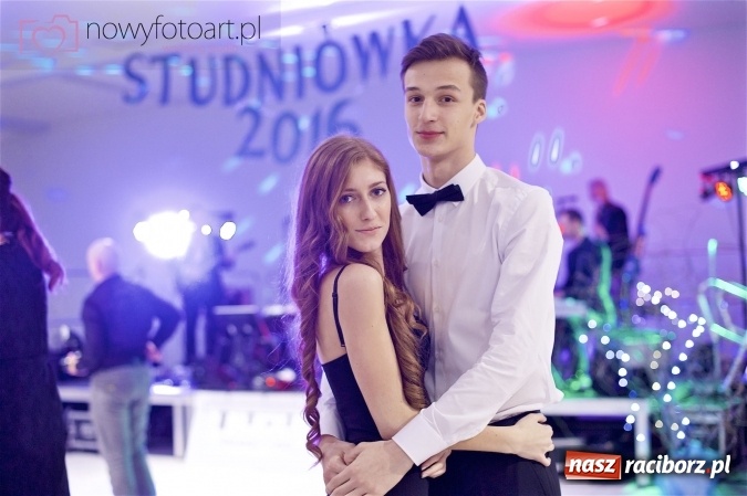 Zdjęcie w galerii na portalu naszraciborz.pl: Szalona studniówka II LO im. Adama Mickiewicza - fotoreportaż z całej imprezy wiadomości z regionu