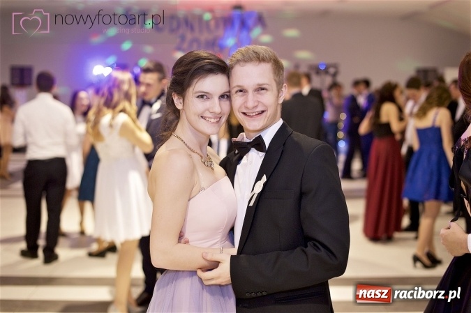 Zdjęcie w galerii na portalu naszraciborz.pl: Szalona studniówka II LO im. Adama Mickiewicza - fotoreportaż z całej imprezy wiadomości z regionu