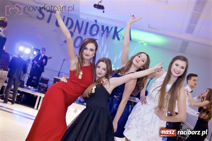 Zdjęcie w galerii na portalu naszraciborz.pl: Szalona studniówka II LO im. Adama Mickiewicza - fotoreportaż z całej imprezy wiadomości z regionu