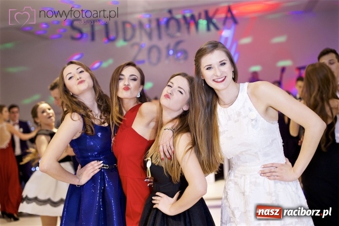 Zdjęcie w galerii na portalu naszraciborz.pl: Szalona studniówka II LO im. Adama Mickiewicza - fotoreportaż z całej imprezy wiadomości z regionu