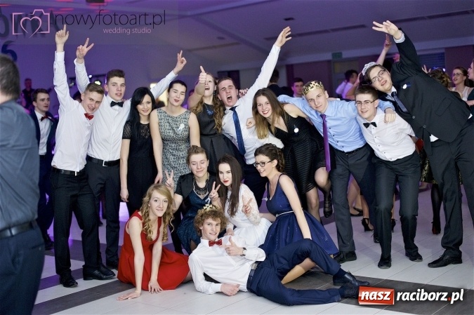 Zdjęcie w galerii na portalu naszraciborz.pl: Szalona studniówka II LO im. Adama Mickiewicza - fotoreportaż z całej imprezy wiadomości z regionu