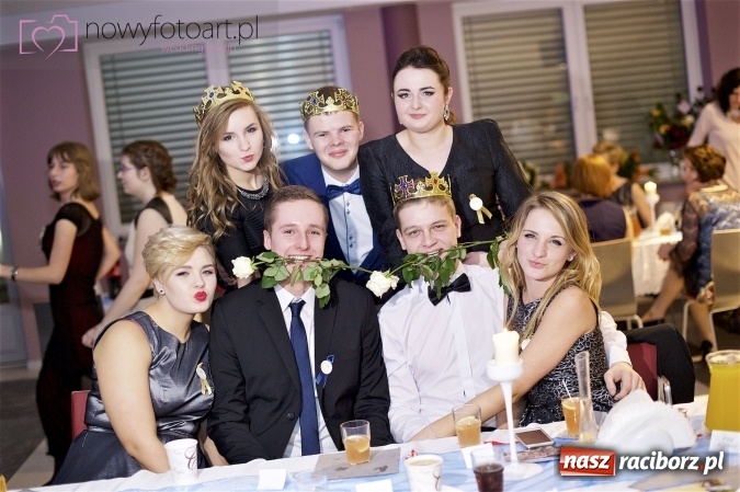 Zdjęcie w galerii na portalu naszraciborz.pl: Szalona studniówka II LO im. Adama Mickiewicza - fotoreportaż z całej imprezy wiadomości z regionu