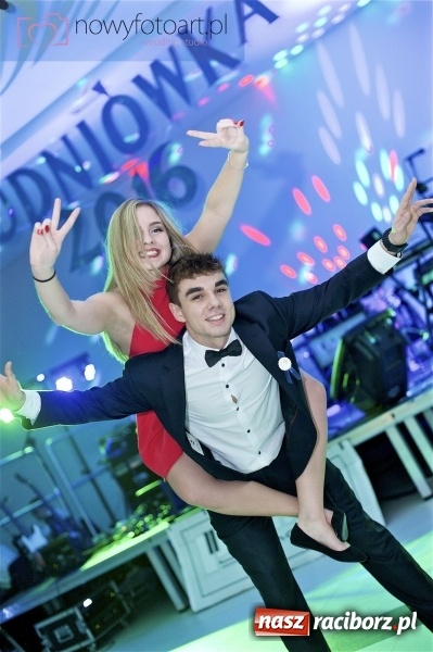 Zdjęcie w galerii na portalu naszraciborz.pl: Szalona studniówka II LO im. Adama Mickiewicza - fotoreportaż z całej imprezy wiadomości z regionu