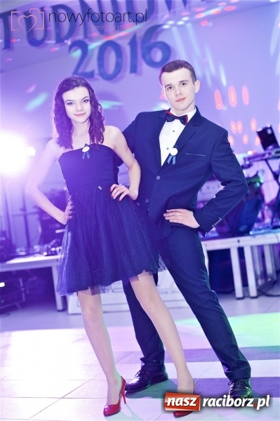 Zdjęcie w galerii na portalu naszraciborz.pl: Szalona studniówka II LO im. Adama Mickiewicza - fotoreportaż z całej imprezy wiadomości z regionu