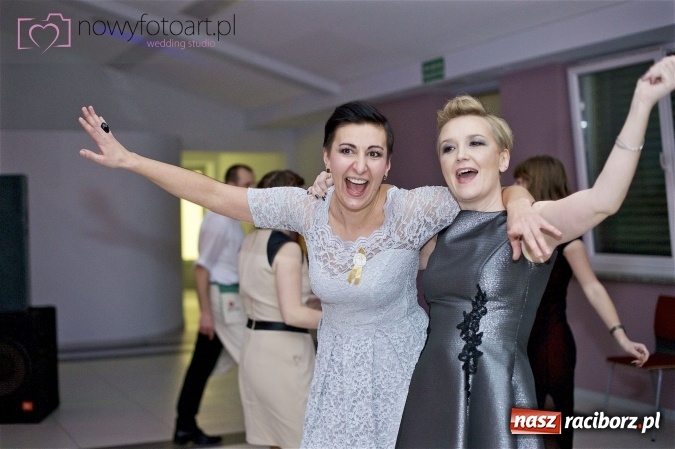 Zdjęcie w galerii na portalu naszraciborz.pl: Szalona studniówka II LO im. Adama Mickiewicza - fotoreportaż z całej imprezy wiadomości z regionu