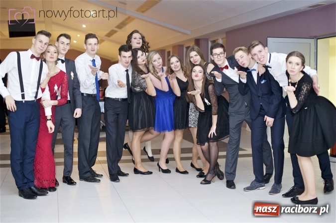 Zdjęcie w galerii na portalu naszraciborz.pl: Szalona studniówka II LO im. Adama Mickiewicza - fotoreportaż z całej imprezy wiadomości z regionu