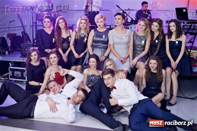 Zdjęcie w galerii na portalu naszraciborz.pl: Szalona studniówka II LO im. Adama Mickiewicza - fotoreportaż z całej imprezy wiadomości z regionu