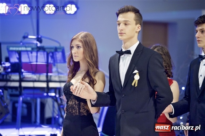 Zdjęcie w galerii na portalu naszraciborz.pl: Szalona studniówka II LO im. Adama Mickiewicza - fotoreportaż z całej imprezy wiadomości z regionu