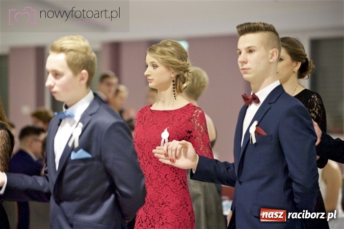 Zdjęcie w galerii na portalu naszraciborz.pl: Szalona studniówka II LO im. Adama Mickiewicza - fotoreportaż z całej imprezy wiadomości z regionu