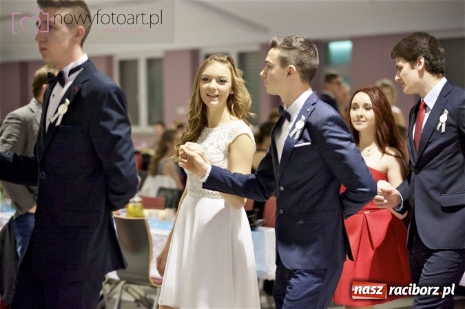 Zdjęcie w galerii na portalu naszraciborz.pl: Szalona studniówka II LO im. Adama Mickiewicza - fotoreportaż z całej imprezy wiadomości z regionu