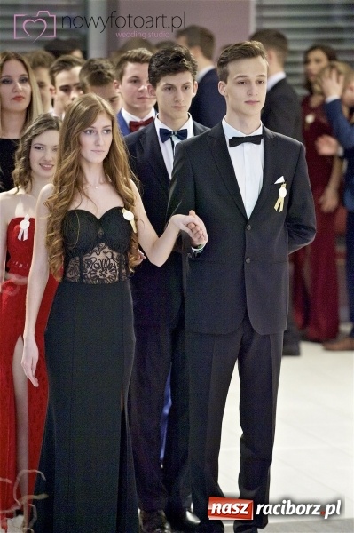 Zdjęcie w galerii na portalu naszraciborz.pl: Szalona studniówka II LO im. Adama Mickiewicza - fotoreportaż z całej imprezy wiadomości z regionu