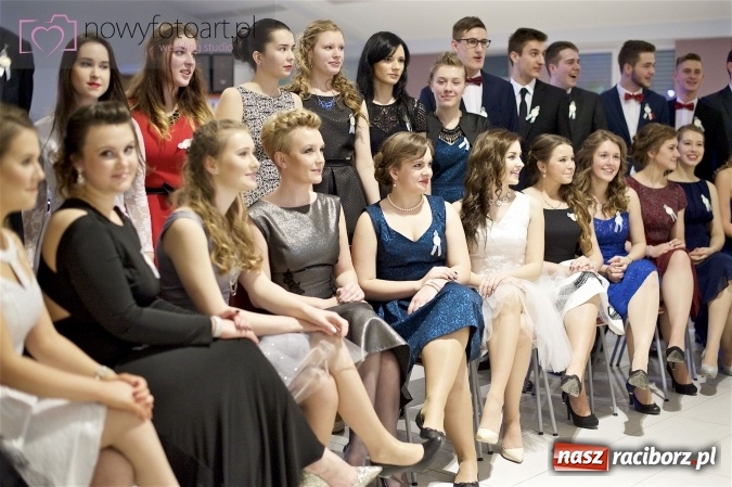 Zdjęcie w galerii na portalu naszraciborz.pl: Szalona studniówka II LO im. Adama Mickiewicza - fotoreportaż z całej imprezy wiadomości z regionu