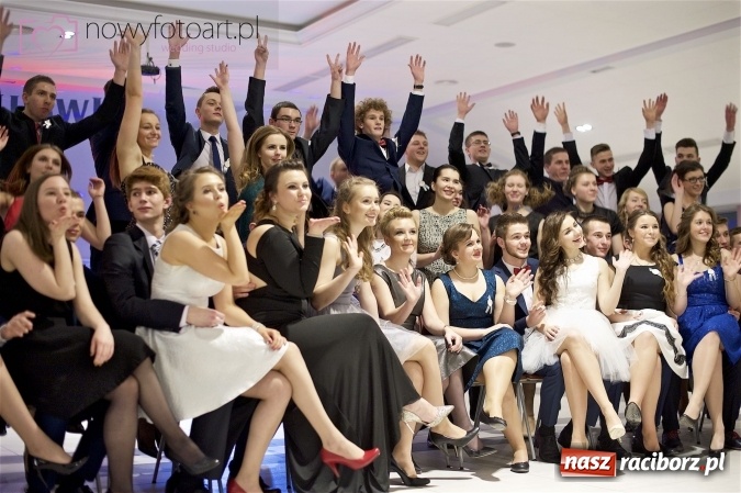 Zdjęcie w galerii na portalu naszraciborz.pl: Szalona studniówka II LO im. Adama Mickiewicza - fotoreportaż z całej imprezy wiadomości z regionu