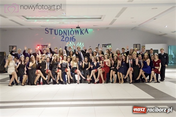 Zdjęcie w galerii na portalu naszraciborz.pl: Szalona studniówka II LO im. Adama Mickiewicza - fotoreportaż z całej imprezy wiadomości z regionu