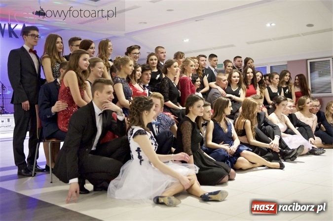 Zdjęcie w galerii na portalu naszraciborz.pl: Szalona studniówka II LO im. Adama Mickiewicza - fotoreportaż z całej imprezy wiadomości z regionu