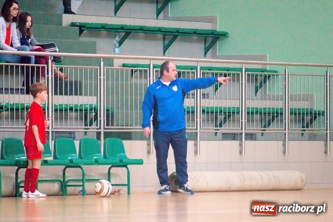 Zdjęcie w galerii na portalu naszraciborz.pl: Niedzielne emocje w halowych zmaganiach żaków wiadomości z regionu