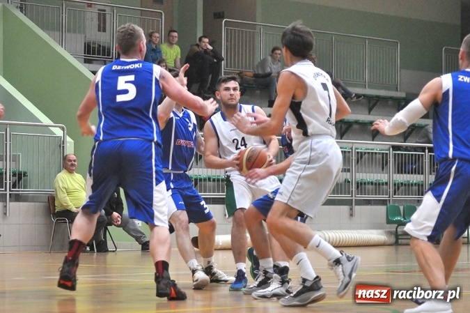 Zdjęcie w galerii na portalu naszraciborz.pl: BBL: Slamsy rozgromiły New York Harlem, Dywyta lepsza od Białych Mew wiadomości z regionu