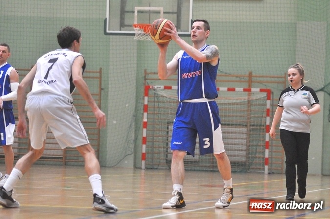 Zdjęcie w galerii na portalu naszraciborz.pl: BBL: Slamsy rozgromiły New York Harlem, Dywyta lepsza od Białych Mew wiadomości z regionu