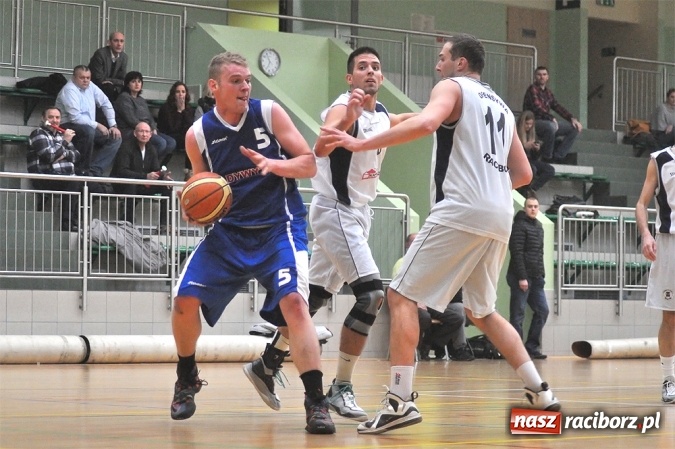 Zdjęcie w galerii na portalu naszraciborz.pl: BBL: Slamsy rozgromiły New York Harlem, Dywyta lepsza od Białych Mew wiadomości z regionu