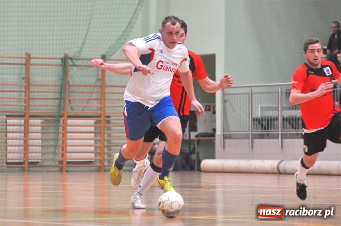 Zdjęcie w galerii na portalu naszraciborz.pl: HLPN: Marek & Dariusz nowym liderem pierwszej ligi wiadomości z regionu