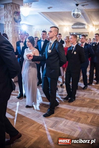 Zdjęcie w galerii na portalu naszraciborz.pl: Tak się bawi Ekonomik. To była niezapomniana studniówka wiadomości z regionu