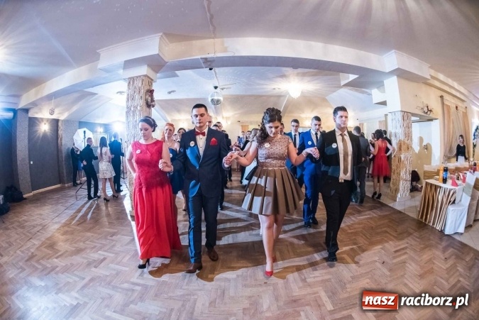 Zdjęcie w galerii na portalu naszraciborz.pl: Tak się bawi Ekonomik. To była niezapomniana studniówka wiadomości z regionu