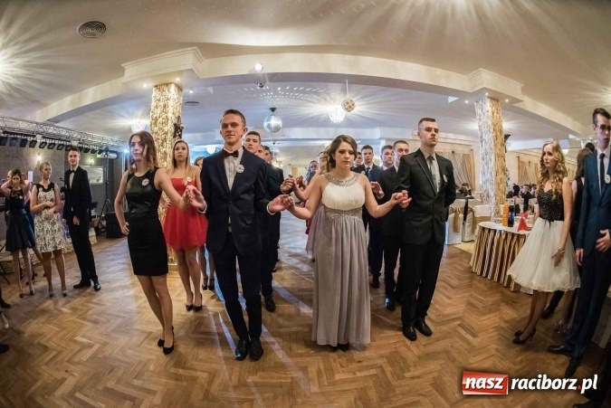 Zdjęcie w galerii na portalu naszraciborz.pl: Tak się bawi Ekonomik. To była niezapomniana studniówka wiadomości z regionu