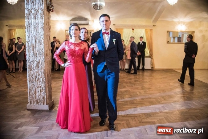 Zdjęcie w galerii na portalu naszraciborz.pl: Tak się bawi Ekonomik. To była niezapomniana studniówka wiadomości z regionu