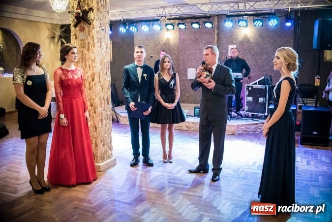 Zdjęcie w galerii na portalu naszraciborz.pl: Tak się bawi Ekonomik. To była niezapomniana studniówka wiadomości z regionu