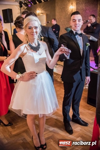 Zdjęcie w galerii na portalu naszraciborz.pl: Tak się bawi Ekonomik. To była niezapomniana studniówka wiadomości z regionu