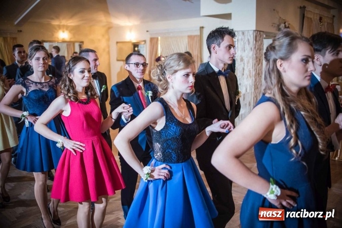 Zdjęcie w galerii na portalu naszraciborz.pl: Tak się bawi Ekonomik. To była niezapomniana studniówka wiadomości z regionu