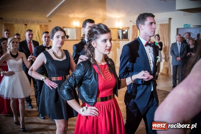 Zdjęcie w galerii na portalu naszraciborz.pl: Tak się bawi Ekonomik. To była niezapomniana studniówka wiadomości z regionu