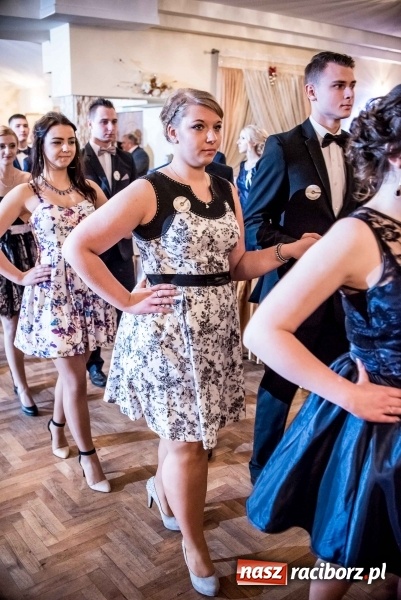 Zdjęcie w galerii na portalu naszraciborz.pl: Tak się bawi Ekonomik. To była niezapomniana studniówka wiadomości z regionu