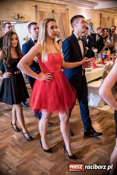 Zdjęcie w galerii na portalu naszraciborz.pl: Tak się bawi Ekonomik. To była niezapomniana studniówka wiadomości z regionu