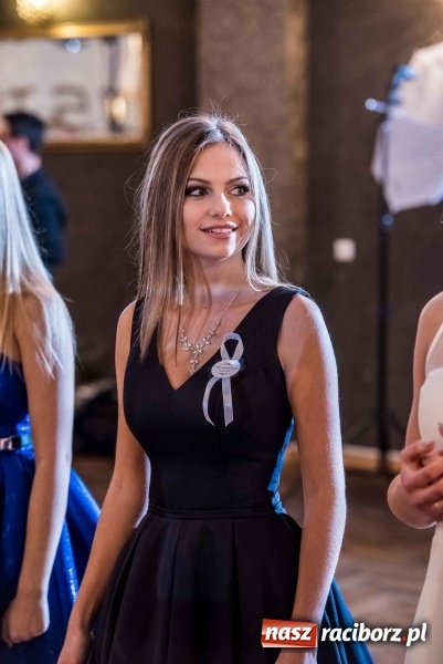 Zdjęcie w galerii na portalu naszraciborz.pl: Tak się bawi Ekonomik. To była niezapomniana studniówka wiadomości z regionu