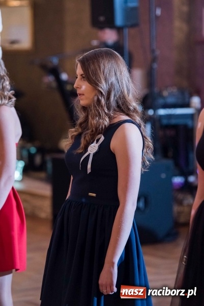 Zdjęcie w galerii na portalu naszraciborz.pl: Tak się bawi Ekonomik. To była niezapomniana studniówka wiadomości z regionu