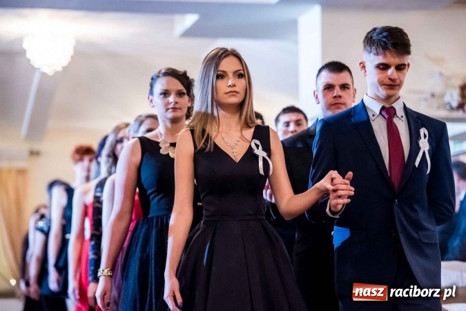 Zdjęcie w galerii na portalu naszraciborz.pl: Tak się bawi Ekonomik. To była niezapomniana studniówka wiadomości z regionu