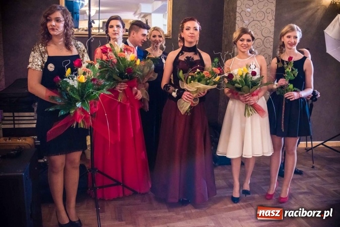 Zdjęcie w galerii na portalu naszraciborz.pl: Tak się bawi Ekonomik. To była niezapomniana studniówka wiadomości z regionu