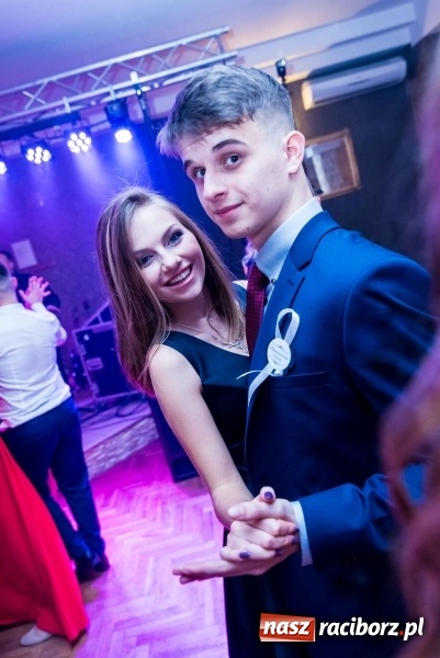 Zdjęcie w galerii na portalu naszraciborz.pl: Tak się bawi Ekonomik. To była niezapomniana studniówka wiadomości z regionu