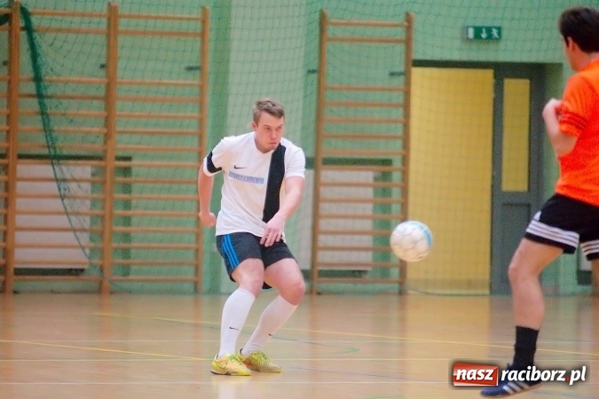 Zdjęcie w galerii na portalu naszraciborz.pl: II liga: Starcia outsiderów w HLPN. Kolejny remis Pata Cabra Team. Nieudana pogoń Covebo wiadomości z regionu