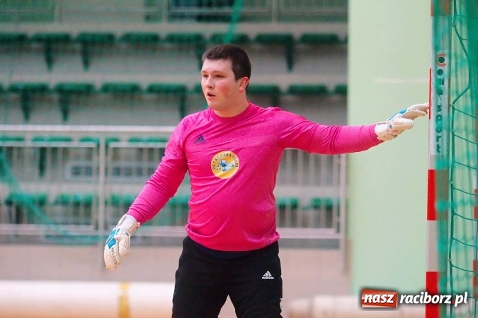 Zdjęcie w galerii na portalu naszraciborz.pl: II liga: Starcia outsiderów w HLPN. Kolejny remis Pata Cabra Team. Nieudana pogoń Covebo wiadomości z regionu