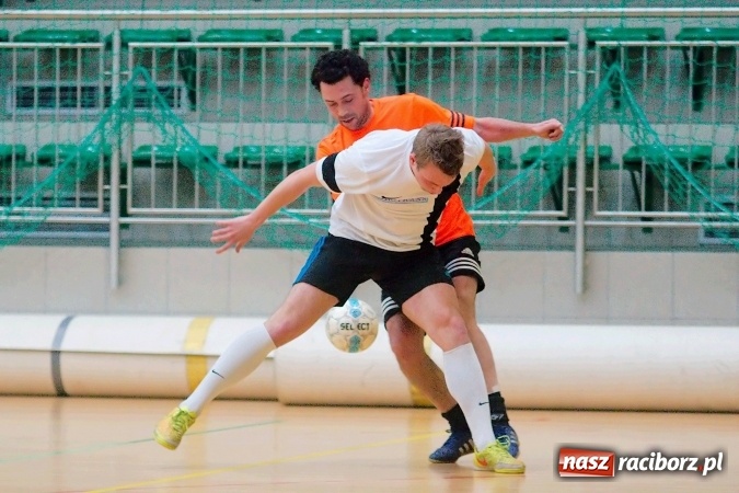 Zdjęcie w galerii na portalu naszraciborz.pl: II liga: Starcia outsiderów w HLPN. Kolejny remis Pata Cabra Team. Nieudana pogoń Covebo wiadomości z regionu