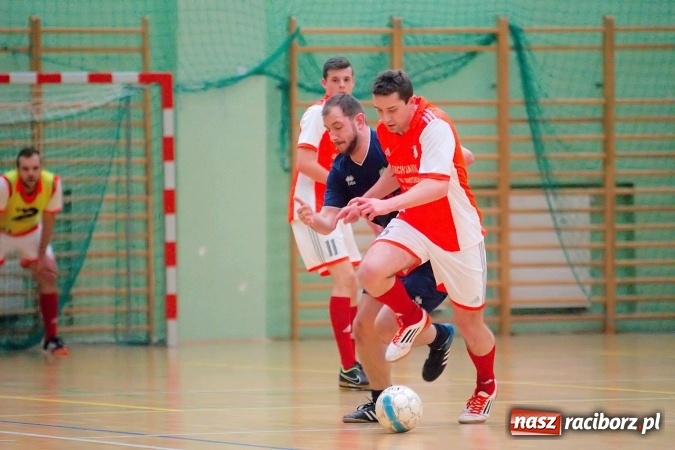 Zdjęcie w galerii na portalu naszraciborz.pl: II liga: Starcia outsiderów w HLPN. Kolejny remis Pata Cabra Team. Nieudana pogoń Covebo wiadomości z regionu