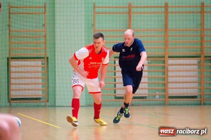 Zdjęcie w galerii na portalu naszraciborz.pl: II liga: Starcia outsiderów w HLPN. Kolejny remis Pata Cabra Team. Nieudana pogoń Covebo wiadomości z regionu