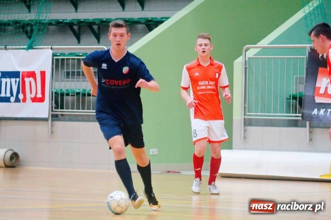 Zdjęcie w galerii na portalu naszraciborz.pl: II liga: Starcia outsiderów w HLPN. Kolejny remis Pata Cabra Team. Nieudana pogoń Covebo wiadomości z regionu