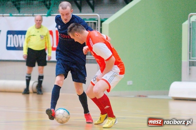 Zdjęcie w galerii na portalu naszraciborz.pl: II liga: Starcia outsiderów w HLPN. Kolejny remis Pata Cabra Team. Nieudana pogoń Covebo wiadomości z regionu