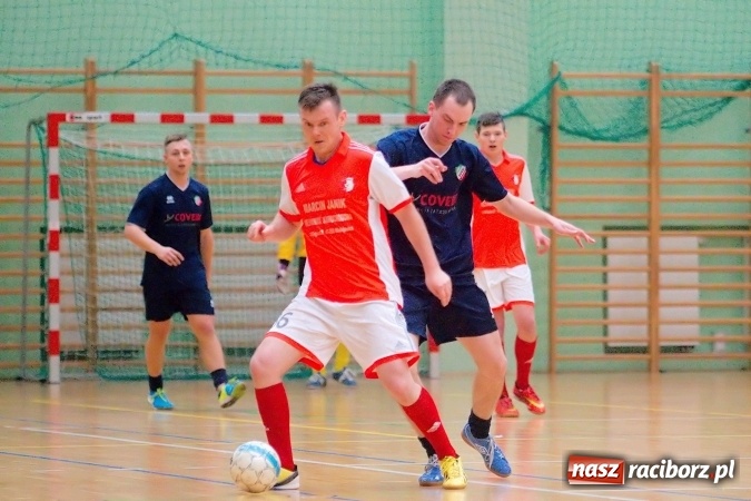 Zdjęcie w galerii na portalu naszraciborz.pl: II liga: Starcia outsiderów w HLPN. Kolejny remis Pata Cabra Team. Nieudana pogoń Covebo wiadomości z regionu